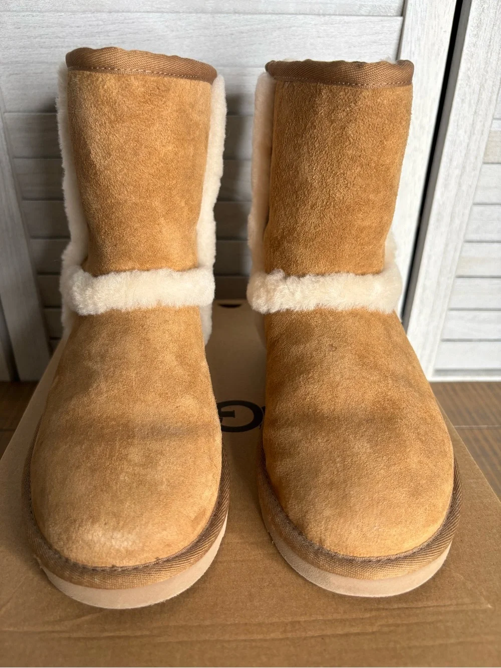 UGG Kids Hadley Boots Chestnut Suede Shearling Mid Calf Size 3 Kids